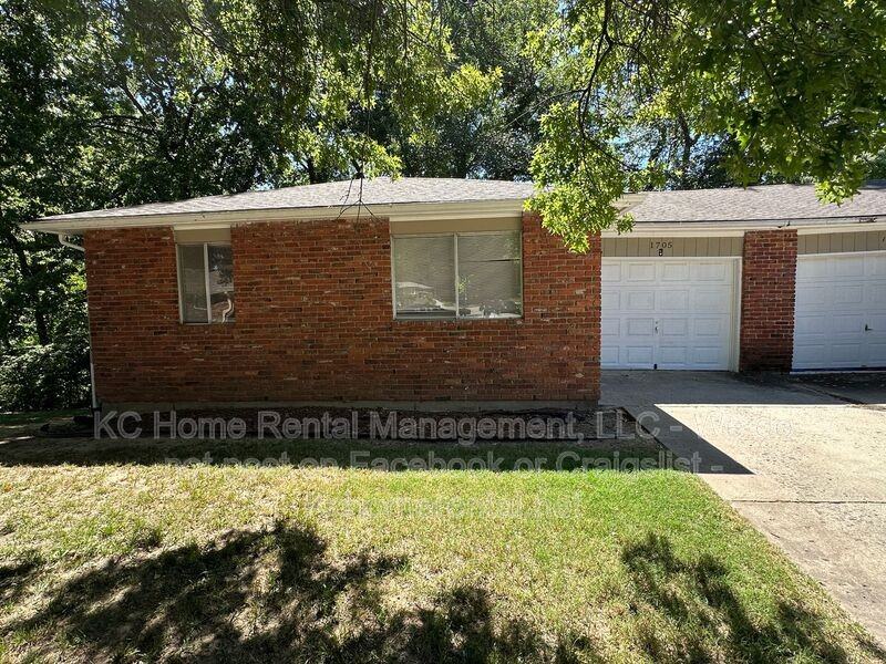 1705 N 76th Ter - Photo 2 of 17