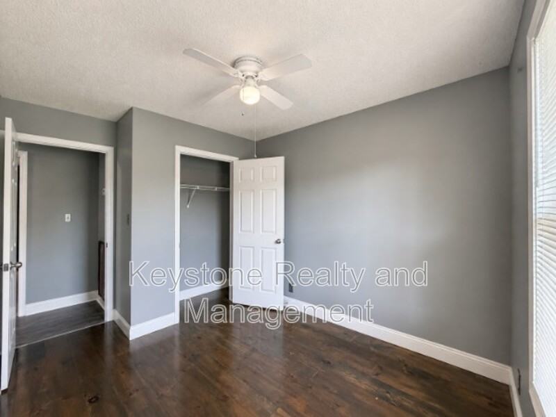 1909 Timberline Cir - Photo 7 of 11