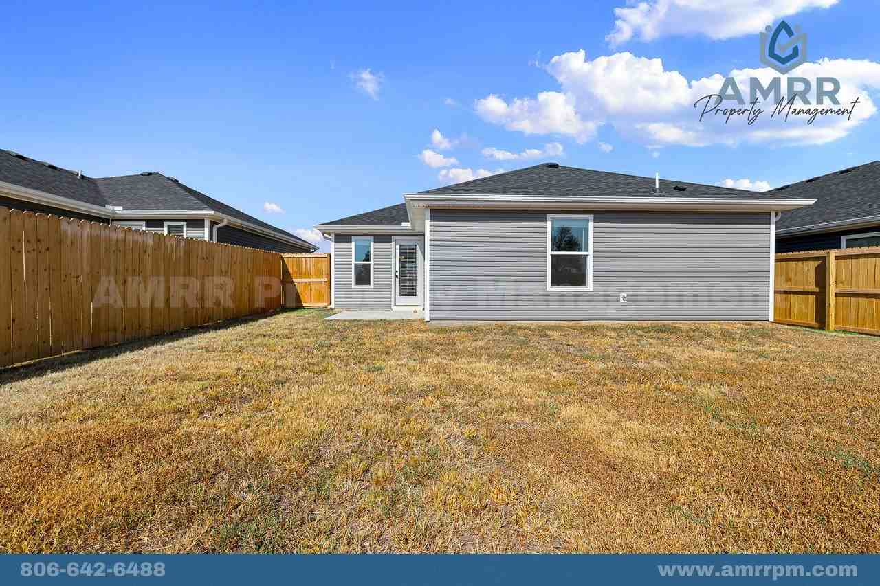 300 Golden Field Rd - Photo 6 of 28