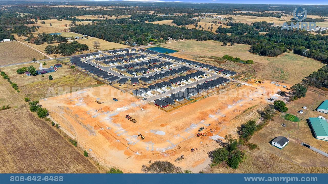 300 Golden Field Rd - Photo 2 of 28