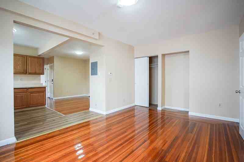 143 Skeele St #2L - Photo 6 of 14