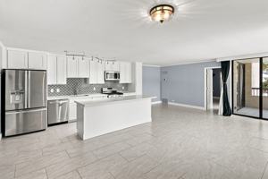 featured image of 2215 Aloha Dr