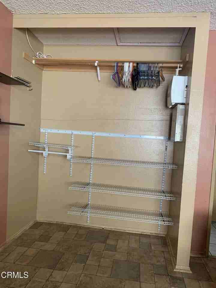 931 Devilfish Dr - Photo 6 of 7