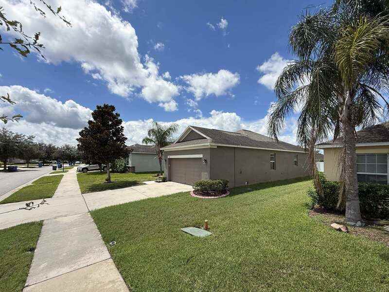 930 Meadow Glade Dr - Photo 6 of 50