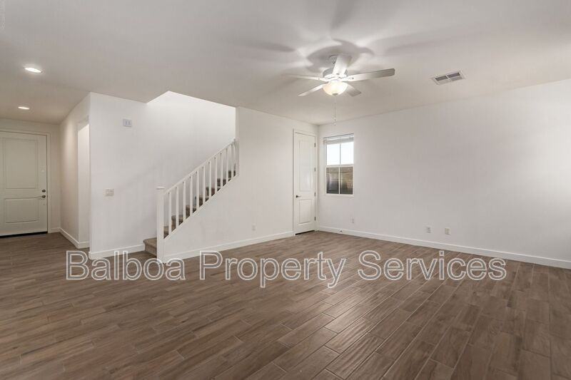 5528 S Dillon - Photo 6 of 50