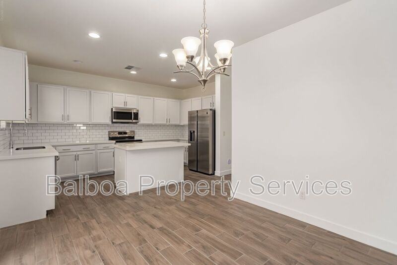 5528 S Dillon - Photo 7 of 50