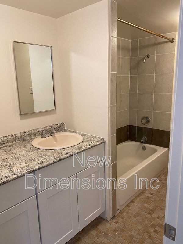 190 Griswold Ct #A - Photo 5 of 10