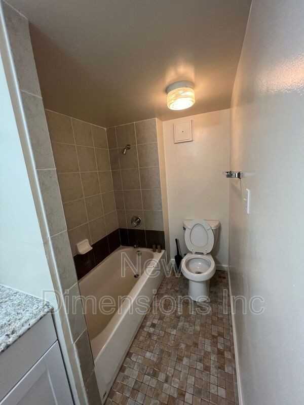 190 Griswold Ct #A - Photo 7 of 10