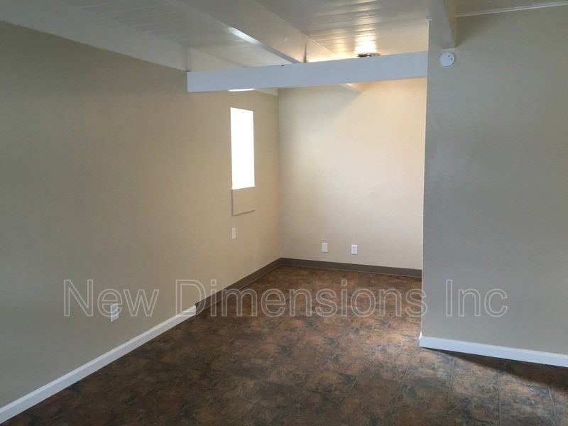 160 Linden St #4 - Photo 3 of 12