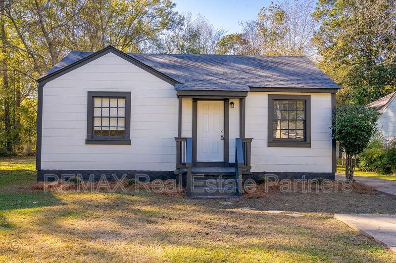 604 Melba Ave - Photo 2 of 19