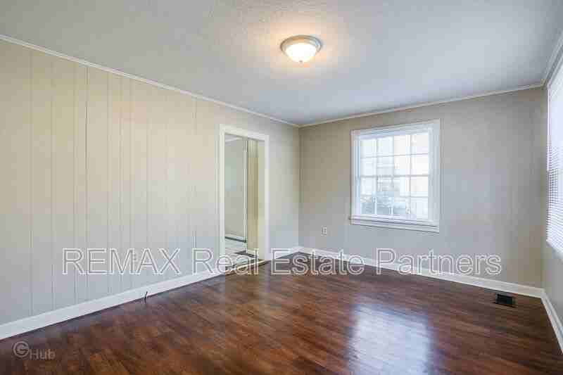 604 Melba Ave - Photo 4 of 19