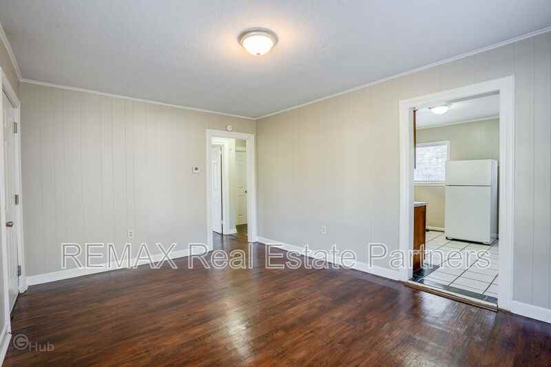 604 Melba Ave - Photo 7 of 19