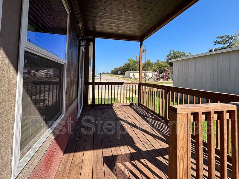 407 Marco - Photo 2 of 19