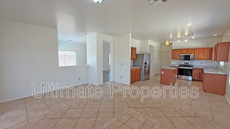 6431 W Whyman Ave - Photo 5 of 22