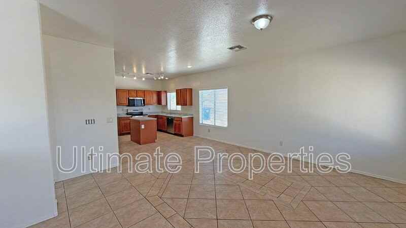 6431 W Whyman Ave - Photo 7 of 22