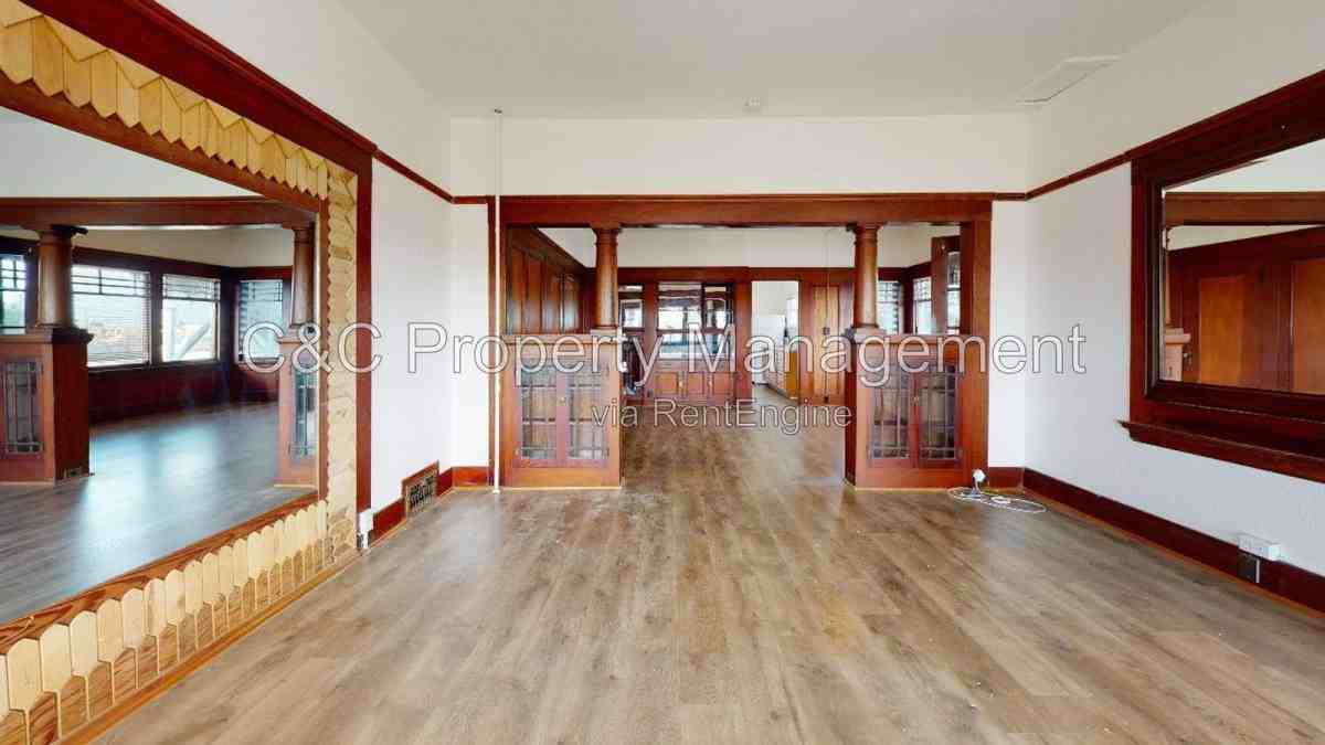 1200 W Market Cir #11 - Photo 2 of 5