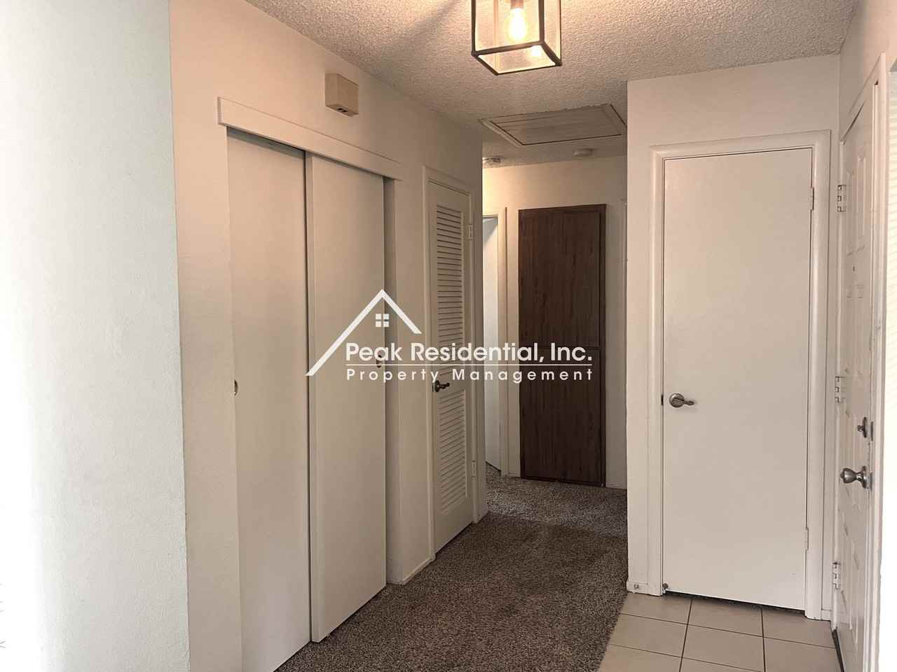 3222 Hogarth Dr - Photo 5 of 29