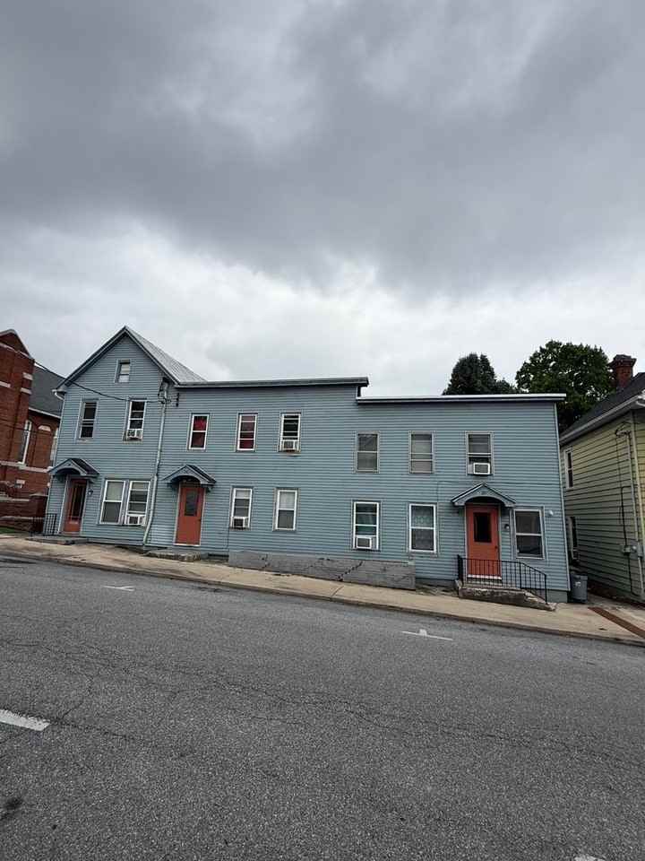 20-22-24 S PRINCE ST - Photo 2 of 36