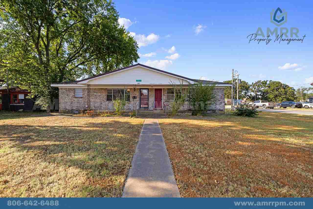 141 W Main St