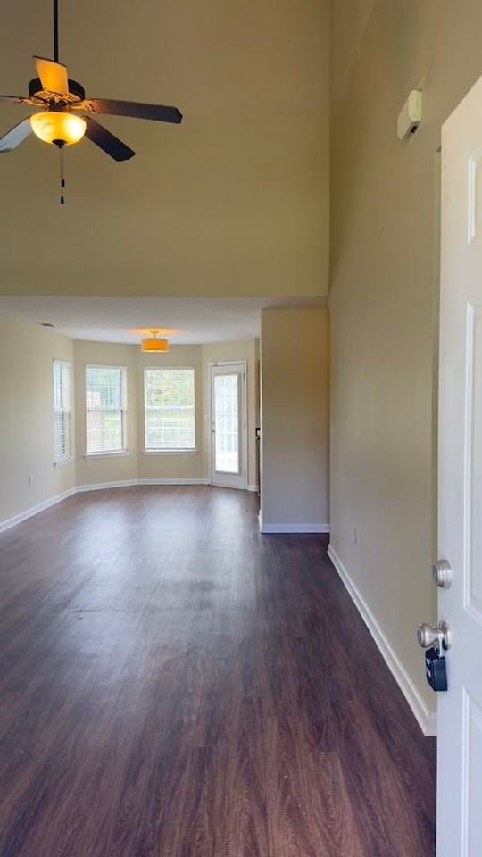 138 Hamilton Dr - Photo 2 of 26