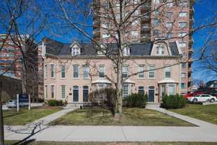 308 Queens Ave - Photo 1 of 1