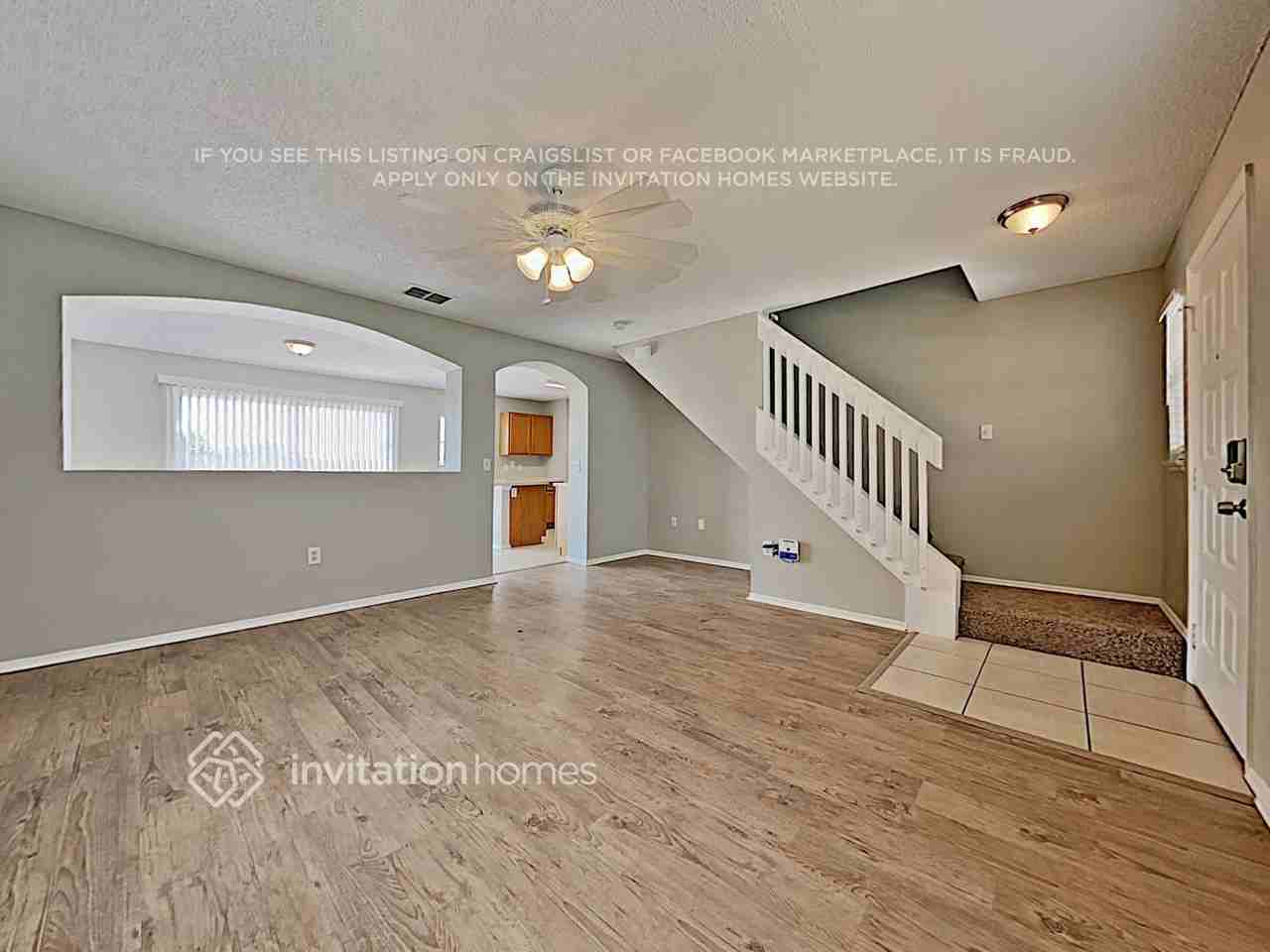 1444 Carey Glen Cir - Photo 4 of 18