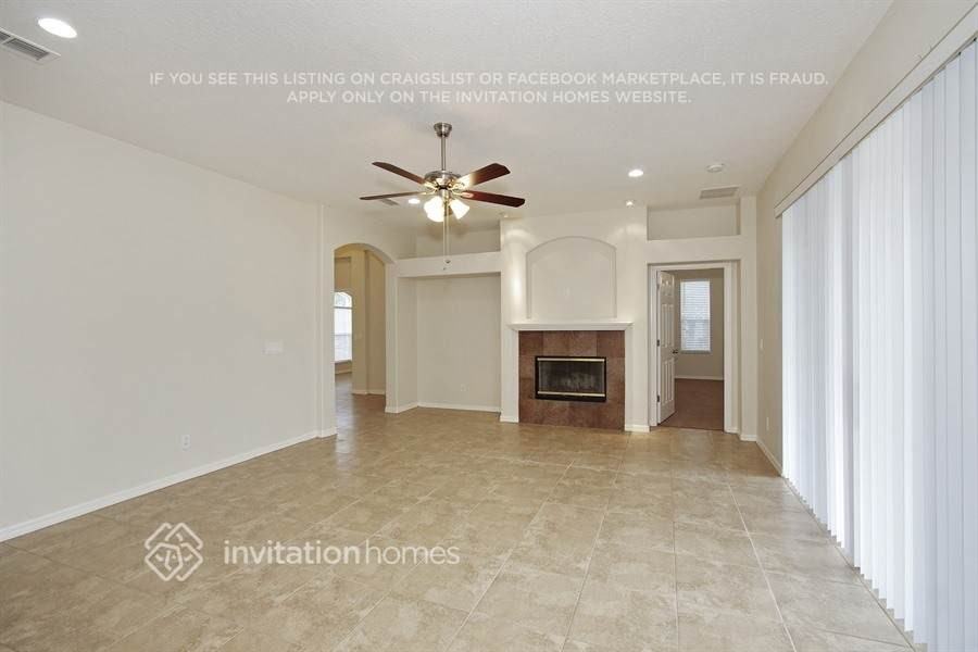 61 Sedona Cove Dr - Photo 3 of 18