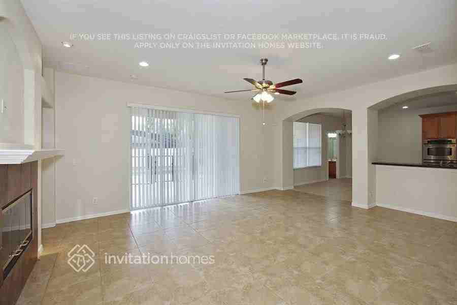 61 Sedona Cove Dr - Photo 4 of 18
