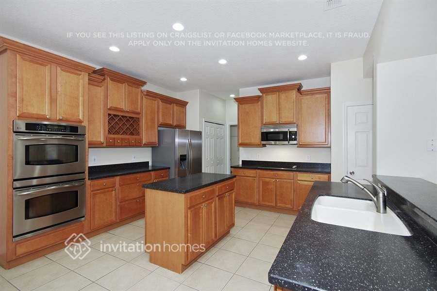 61 Sedona Cove Dr - Photo 5 of 18