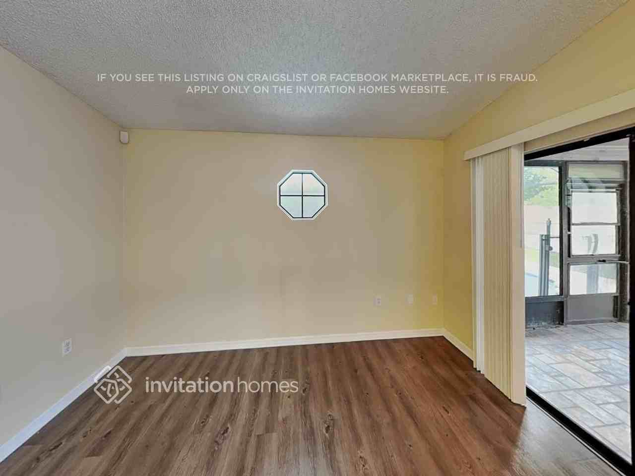 2940 Theresa Dr - Photo 3 of 19
