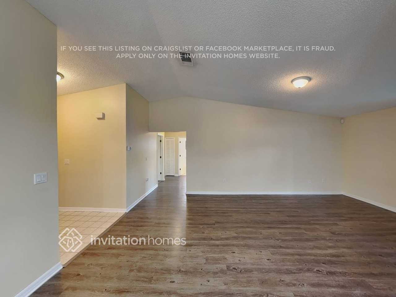 2940 Theresa Dr - Photo 4 of 19
