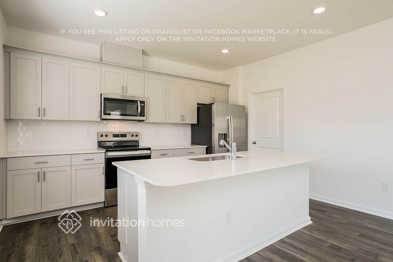 163 Saddle Mare St - Photo 7 of 18