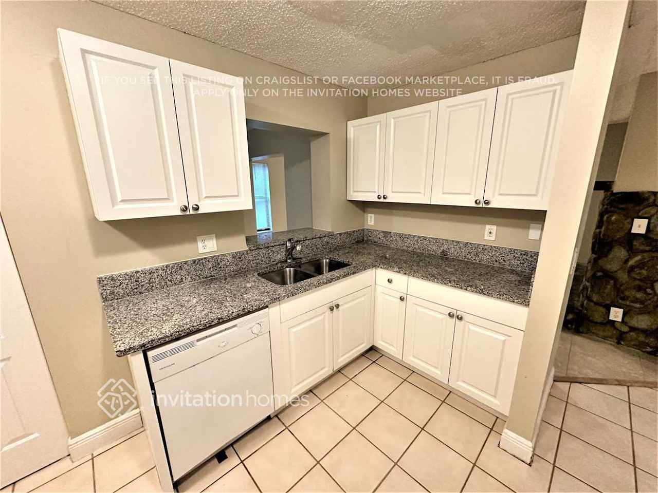 11416 49th St N - Photo 3 of 17