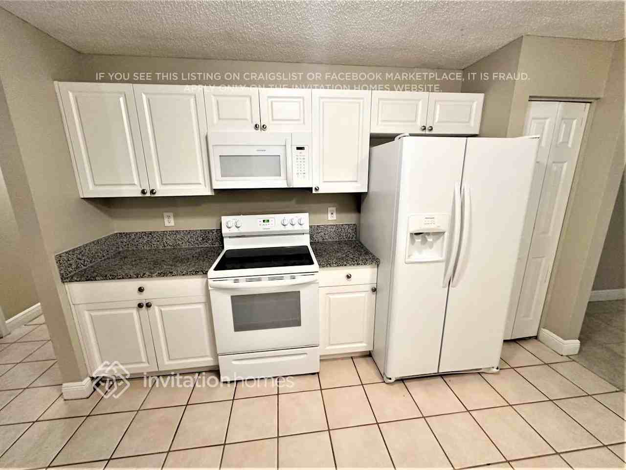 11416 49th St N - Photo 4 of 17