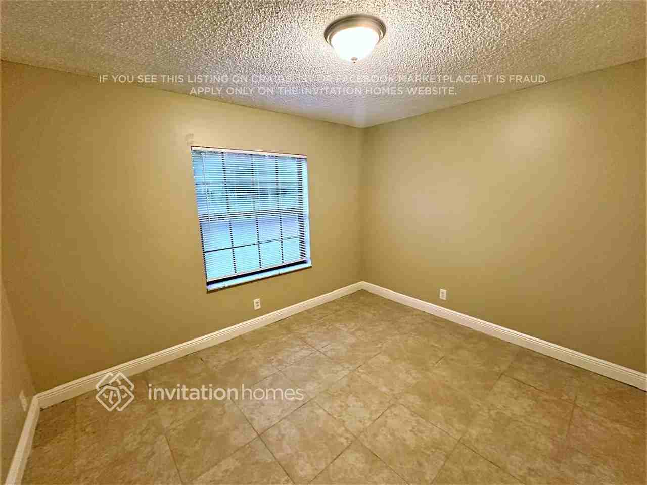 11416 49th St N - Photo 7 of 17