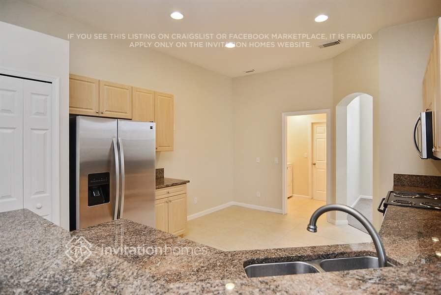 2317 Sw Fern Cir - Photo 7 of 19