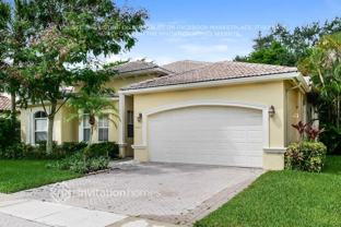 6880 Houlton Cir - Photo 1 of 1