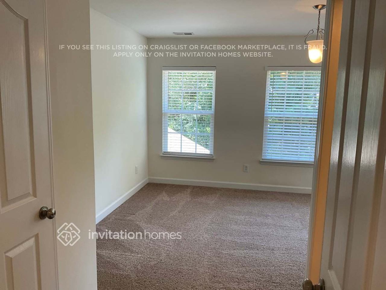 8121 Acacia Ct - Photo 7 of 16
