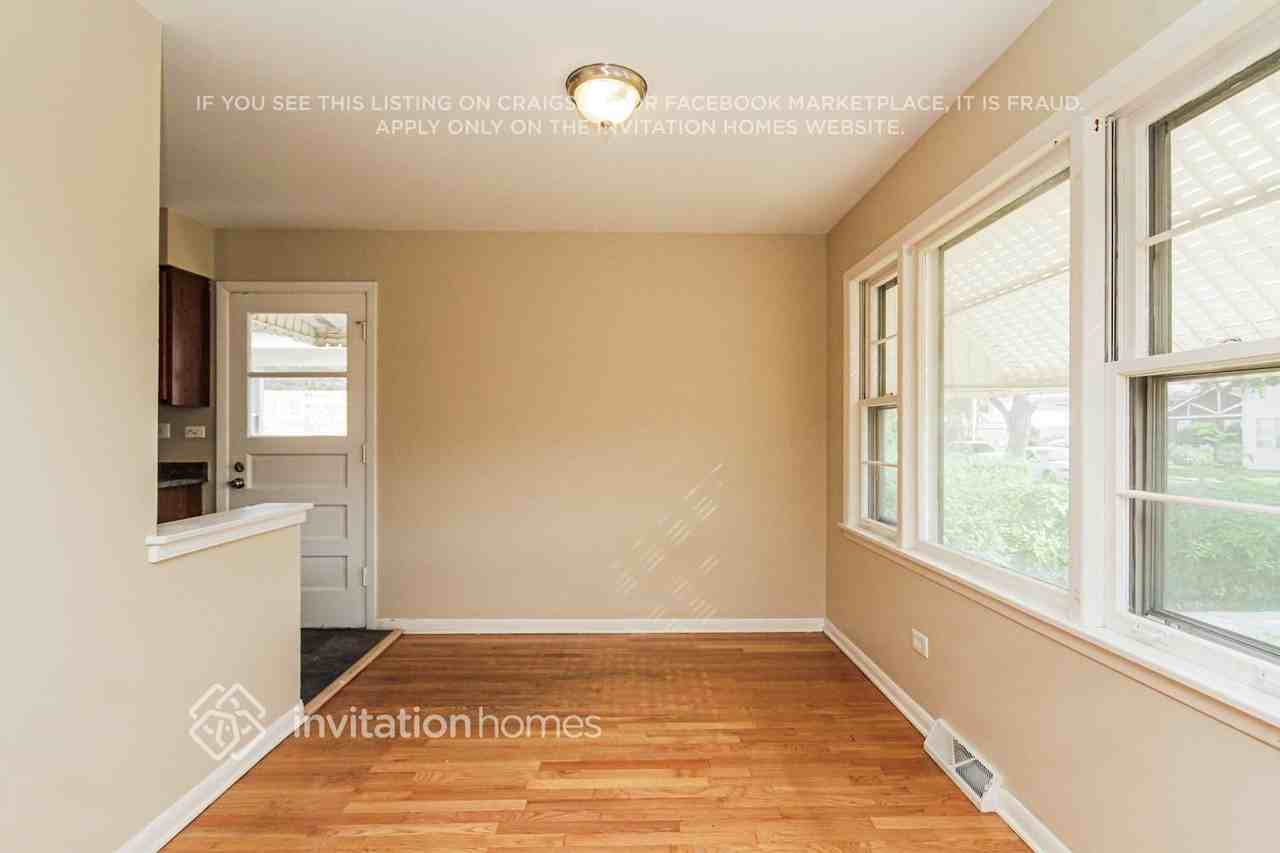 110 Englewood Ave - Photo 7 of 19