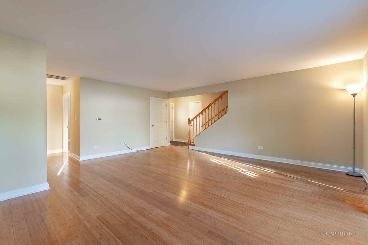 44 Laurel Trl - Photo 3 of 28