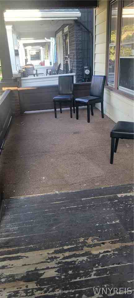 2233 Cleveland Ave - Photo 2 of 18