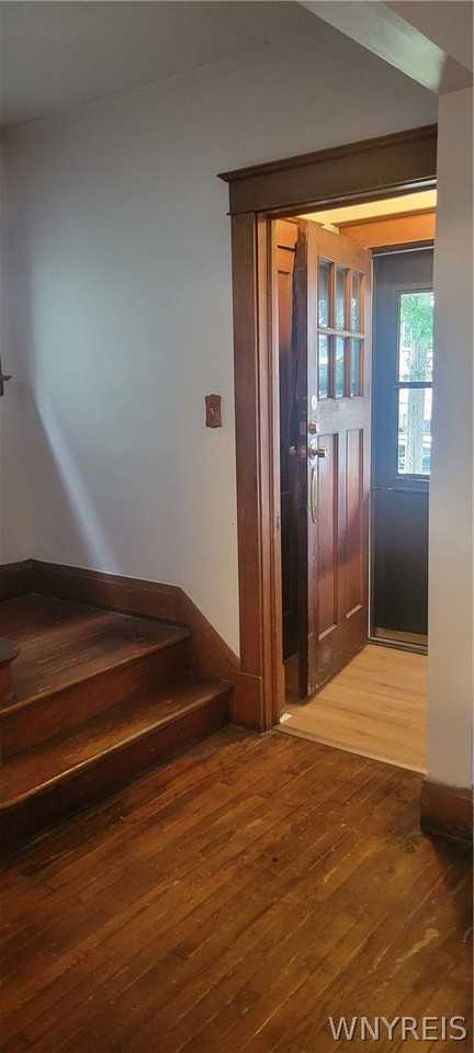 2233 Cleveland Ave - Photo 3 of 18