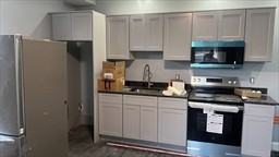 6 Benefit St Unit 4 - Photo 3 of 3
