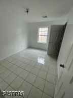 614 Bond St - Photo 6 of 17