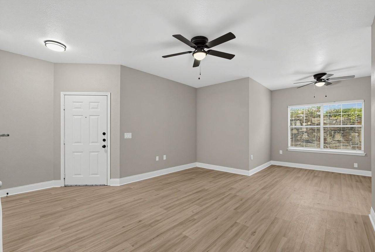 Madison Point Apartments - Photo 5 of 50