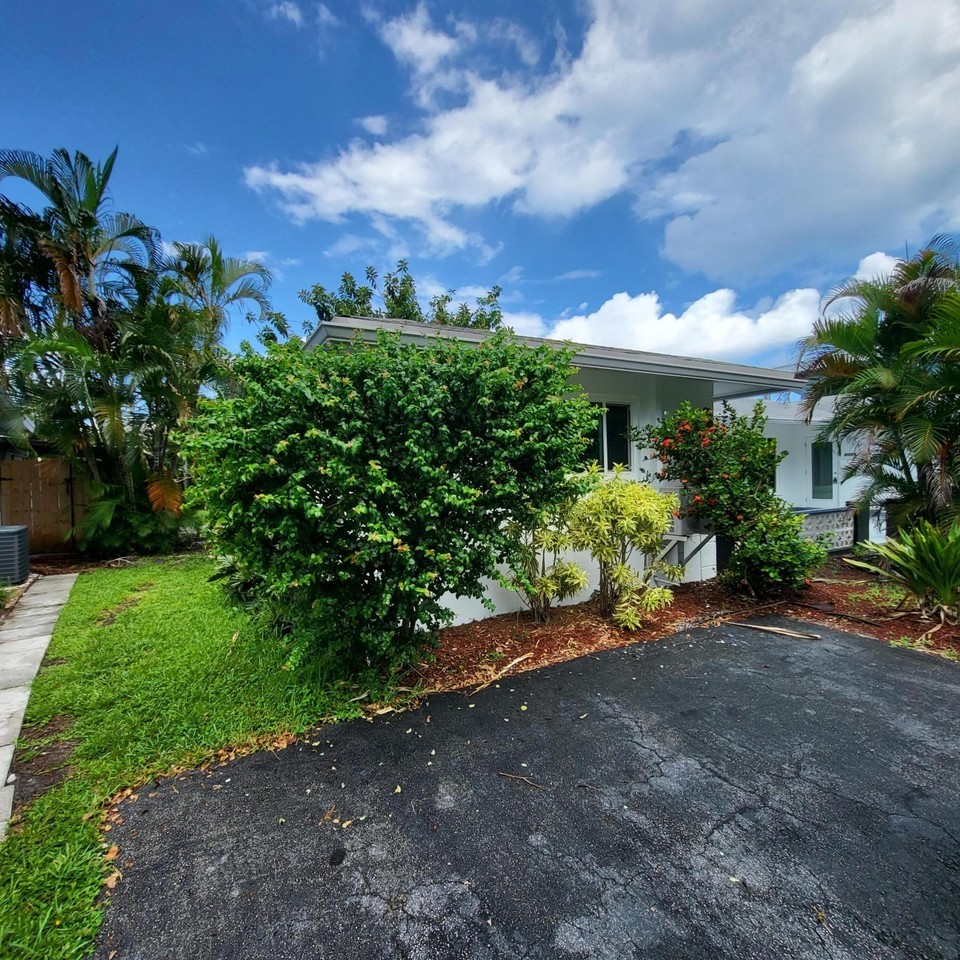 811 Nw 30th Ct - Photo 6 of 6