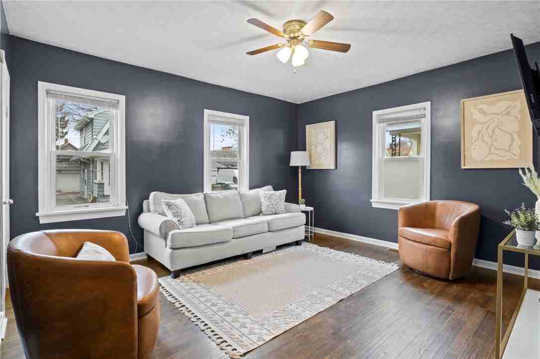 20 Bloomfield Pl - Photo 5 of 29