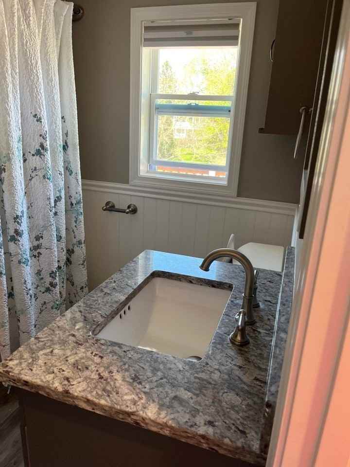91 Lincoln St - Photo 4 of 12