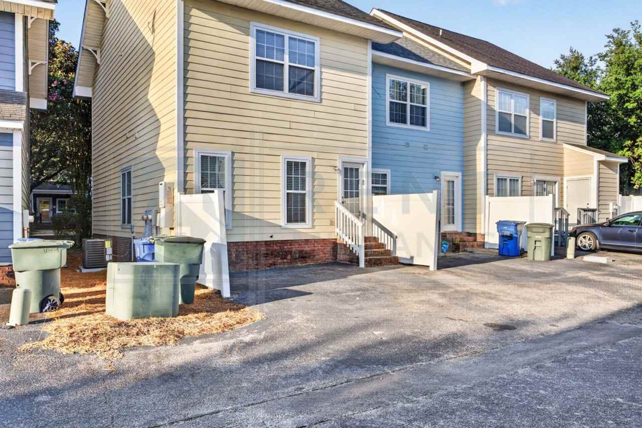 407 Hampton Forest Dr - Photo 3 of 23