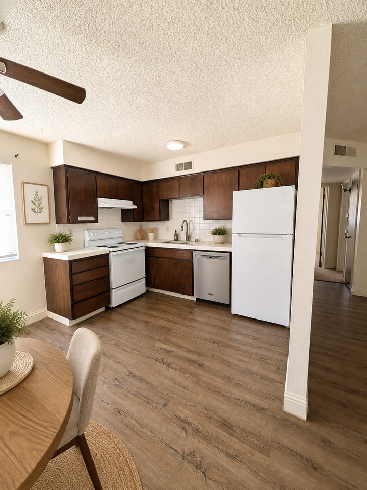 1640 N Brooks Ave - Photo 6 of 6